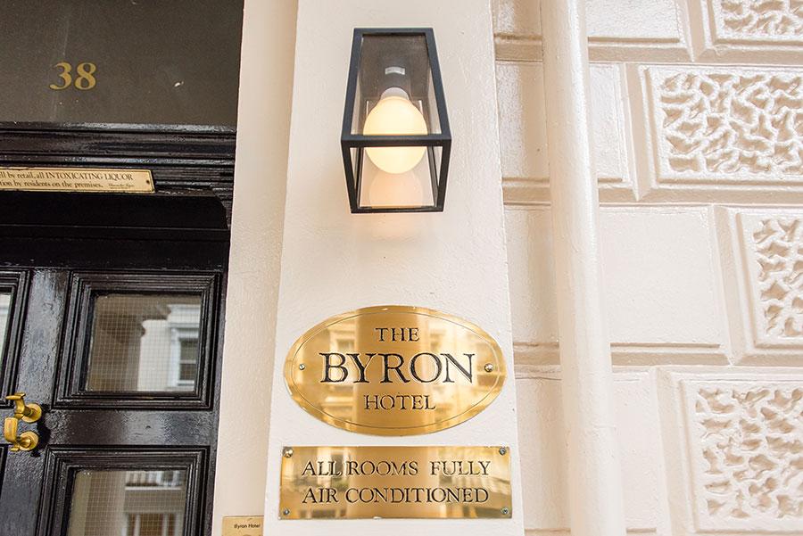 Byron Hotel London Exterior photo